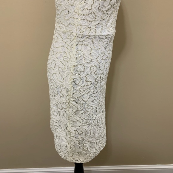 City Triangles White Ivory Gold Sequined Sleeveless Dress Size 5 - Picture 7 of 15